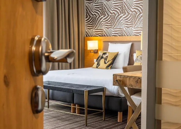 Le Lodge Brit Hotel Strasbourg Zenith